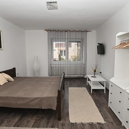 Rozsa Vendeghaz Hotel Токай Екстериор снимка