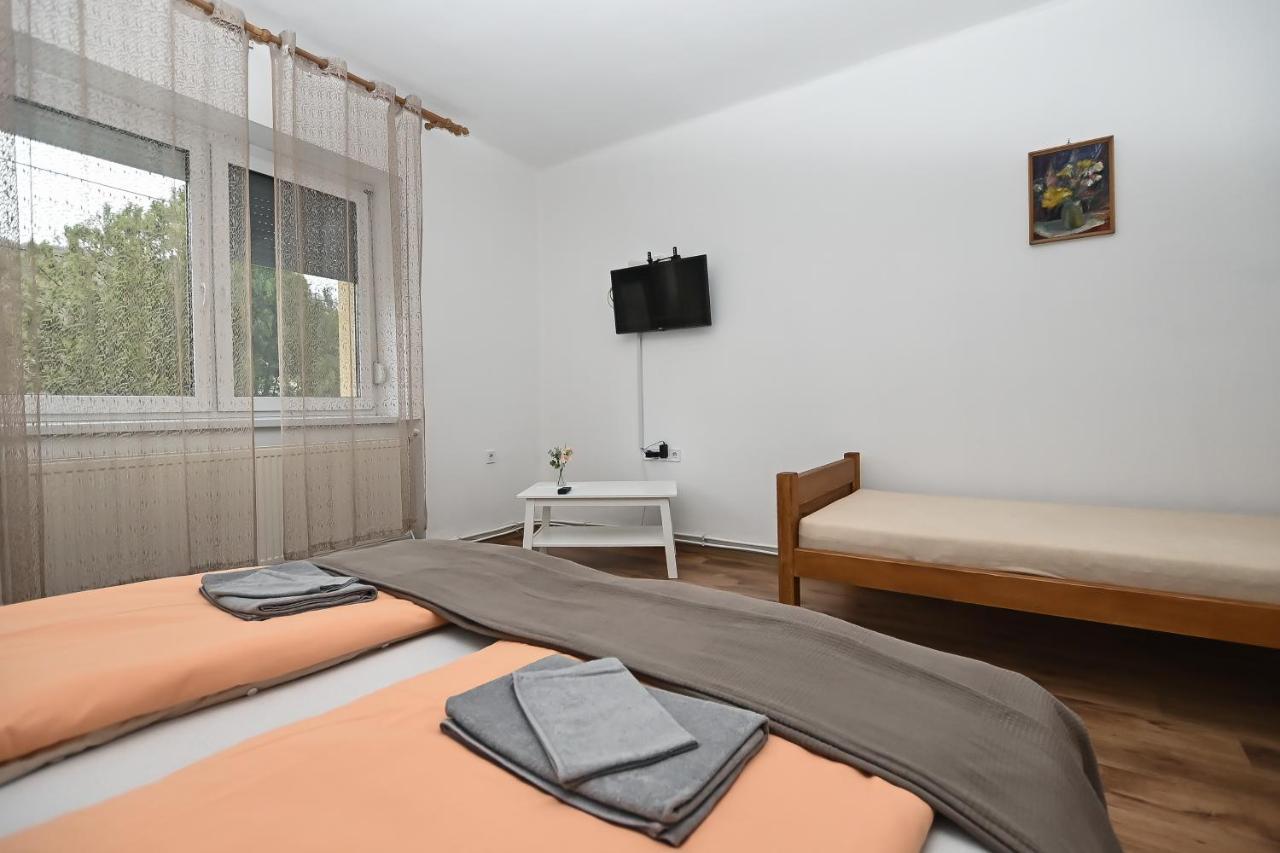 Rozsa Vendeghaz Hotel Токай Екстериор снимка